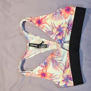 PINK Ultimate S sports bra